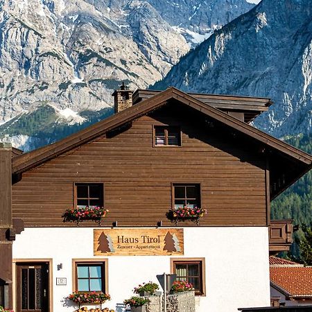 Haus Tirol Ehrwald酒店 外观 照片